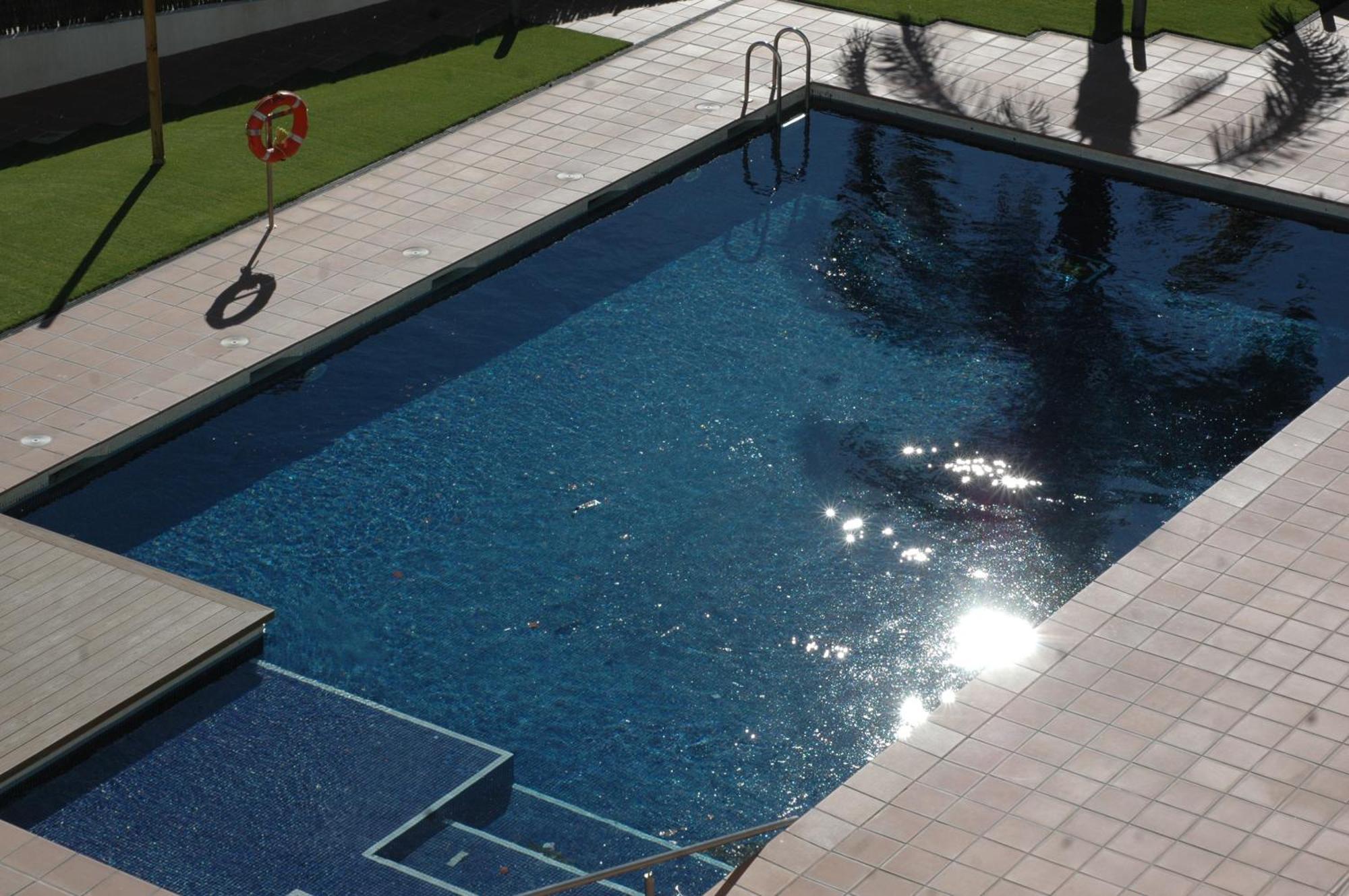 Luminoso Apartamento Con Piscina 로지즈 외부 사진